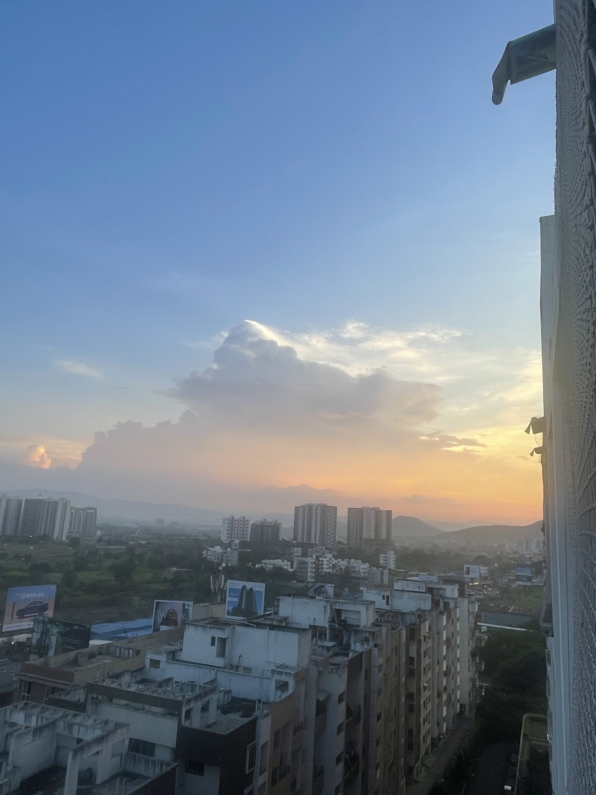 Colours in the sky against the buildings 